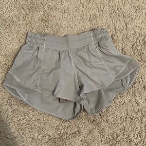 Hotty hot LR short 2.5” lined